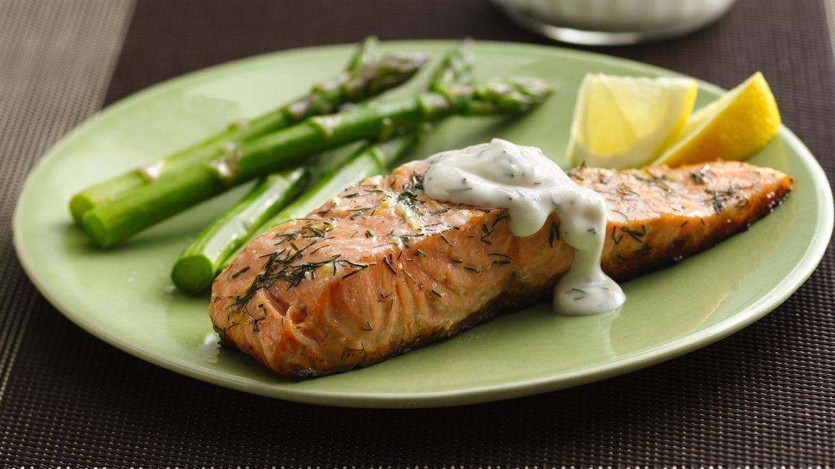 The Best Grilled Salmon with Dill Sauce