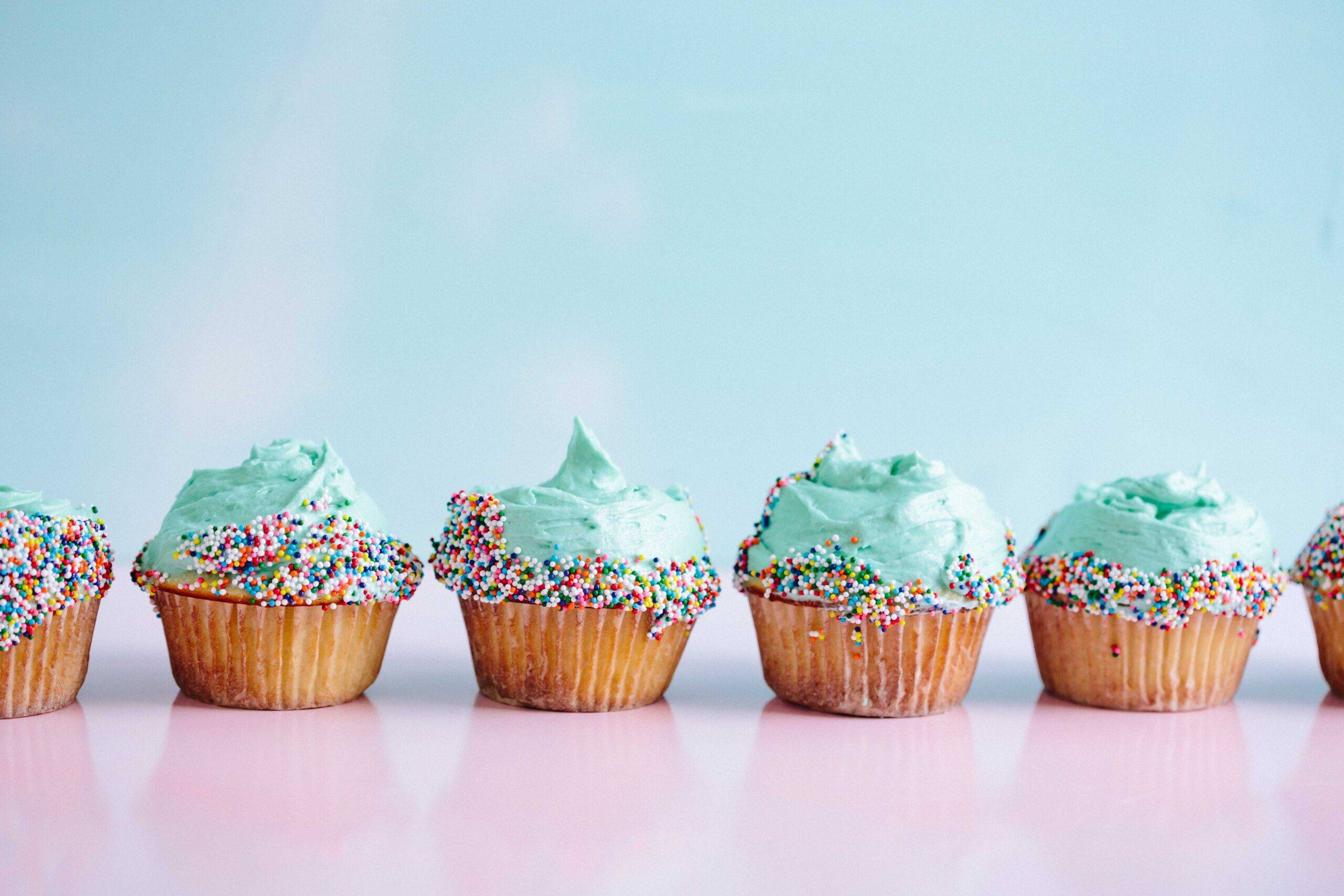 What Are Some Simple Cupcake Baking Recipes