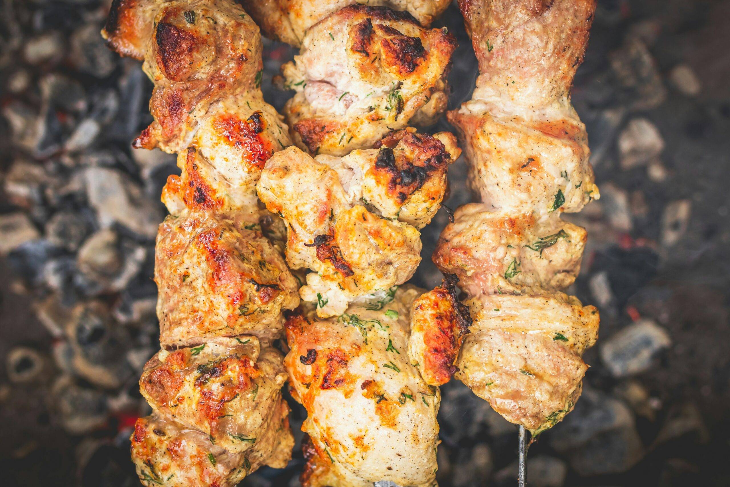 3 Best Techniques for Grilling With Skewers
