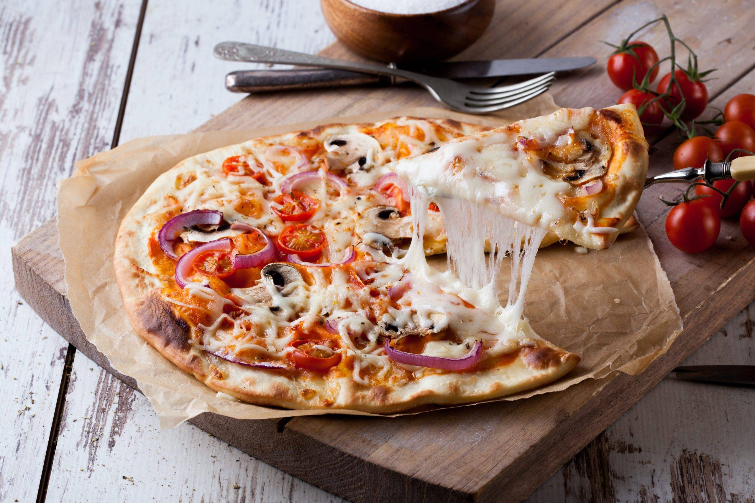 Tracing The Amazing History of Homemade Pizza