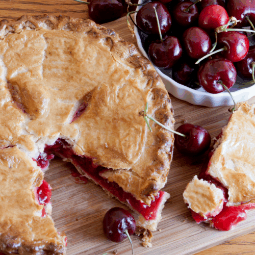 The Amazing Cherry Pie A Timeless Dessert