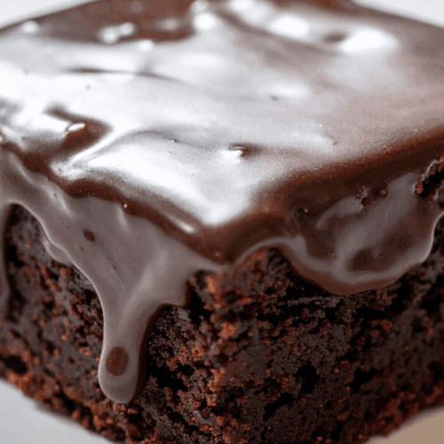 Easy Slow Cooker Hot Fudge Brownie Cake